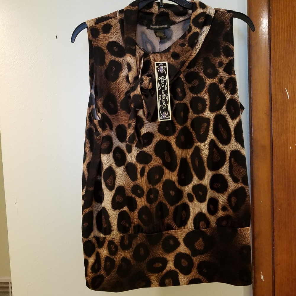 Women dress top